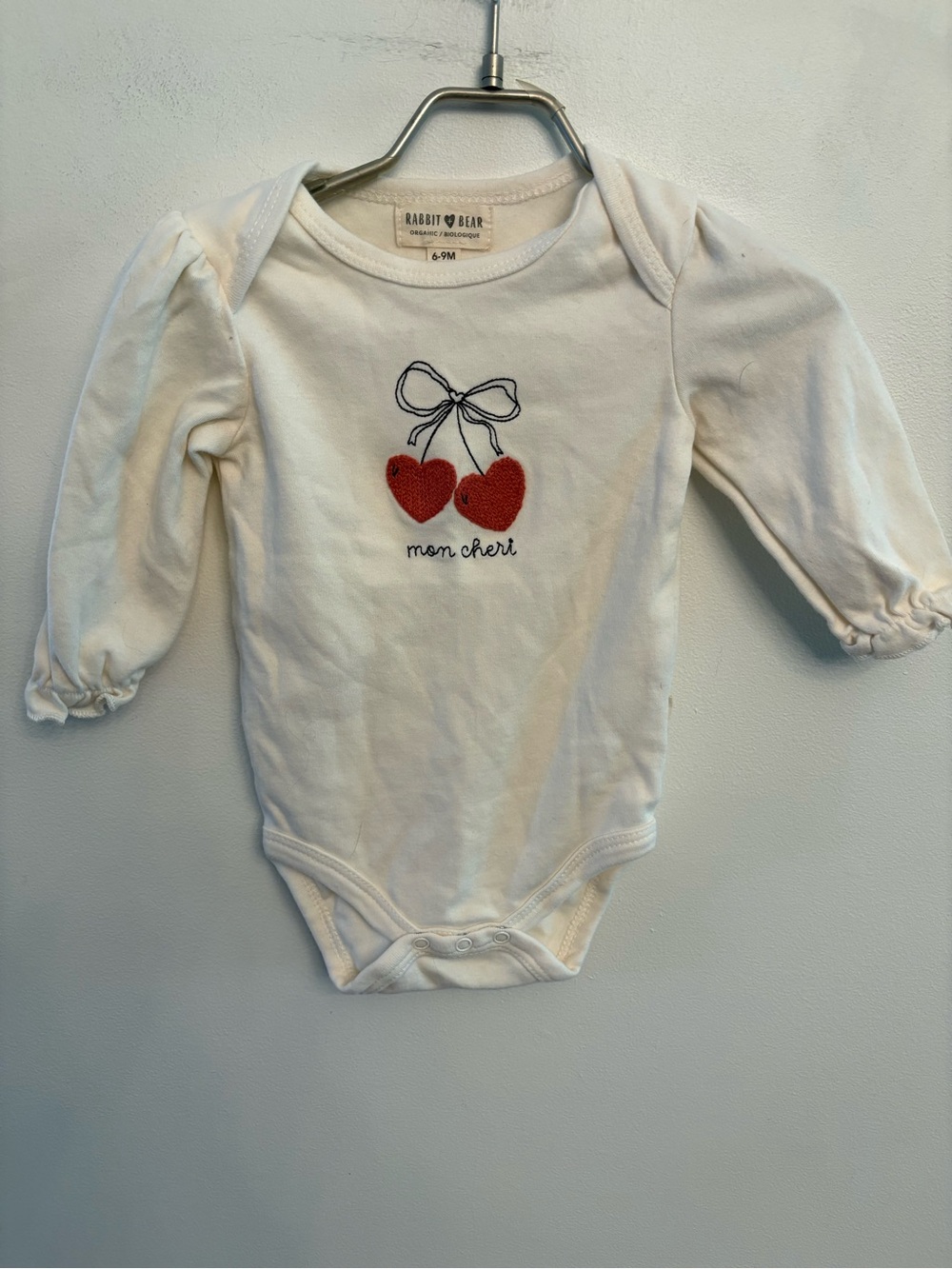 Rabbit & Bear Long-Sleeve Diaper shirt “Mon Cheri” cherry print 6-9M